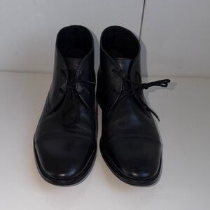 EUC BOSTONIAN NANTASKET MID COMMONWEALTH BLACK LEATHER LACE UP BOOTS 10.5